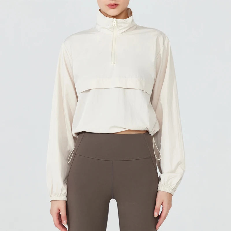Aura Windbreaker Pullover