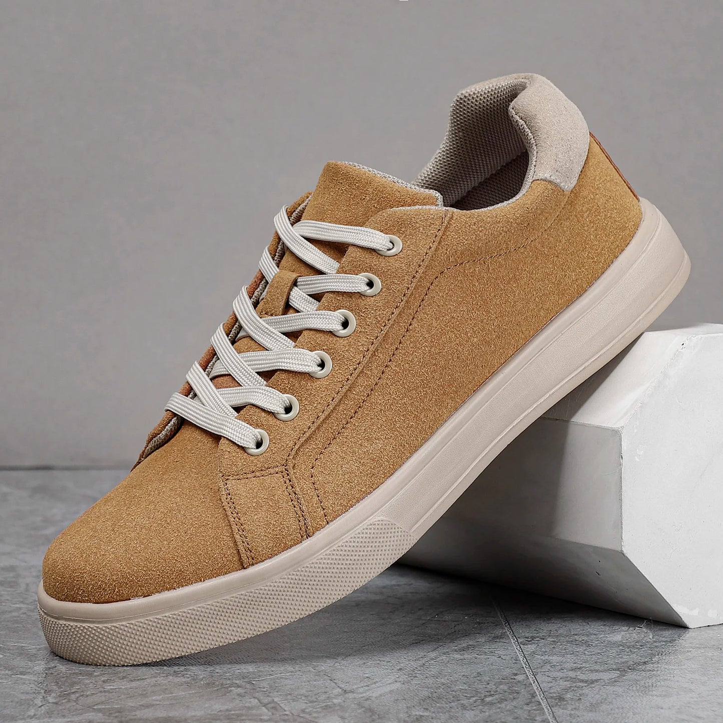 Jaxon Reid Sneakers