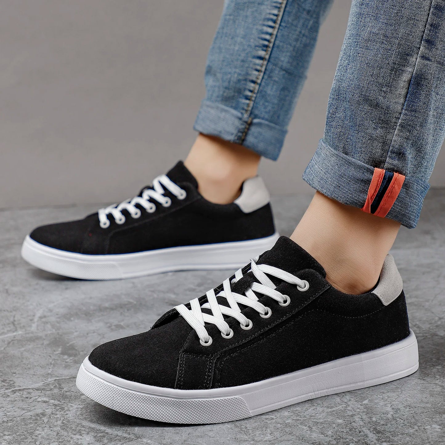 Jaxon Reid Sneakers