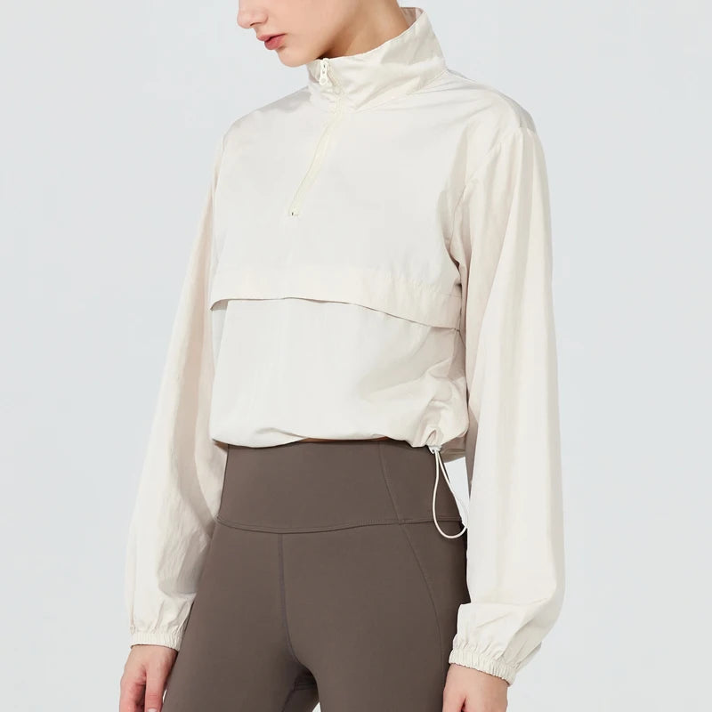 Aura Windbreaker Pullover