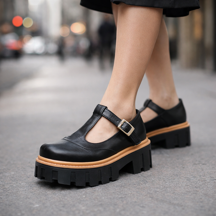 Isabella Rae Platforms