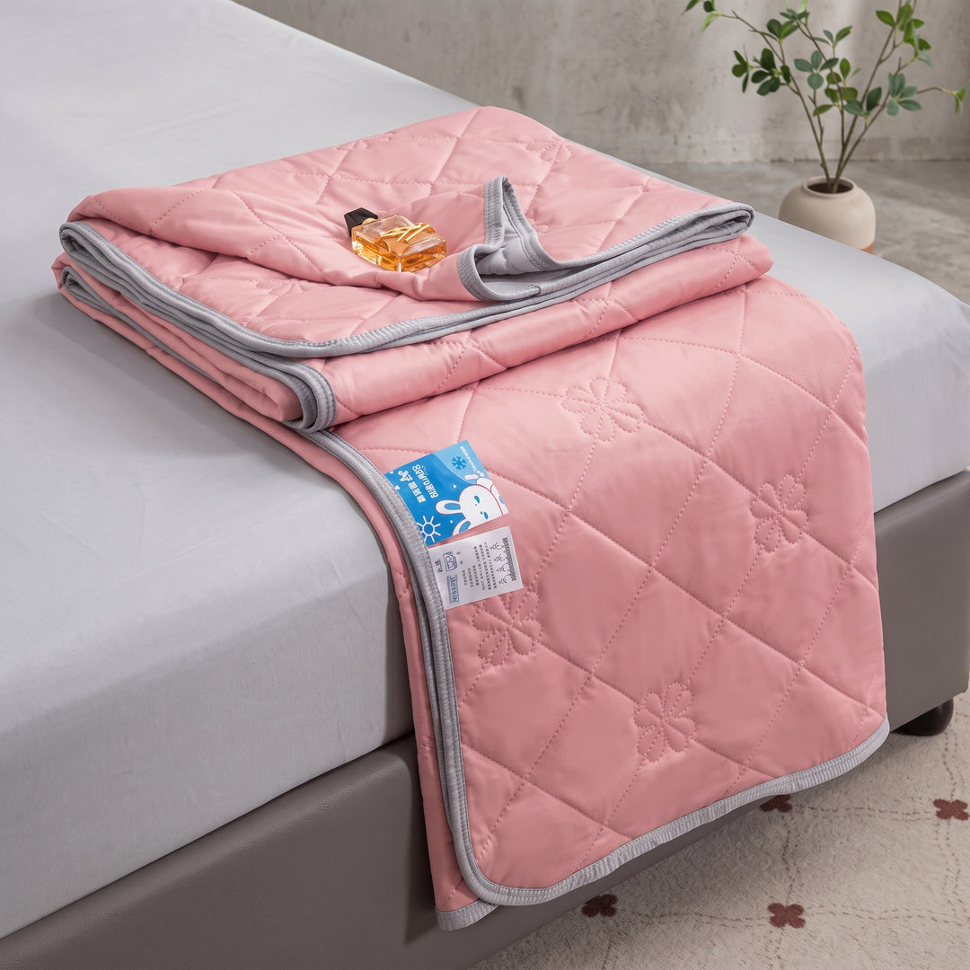 Mira Calloway Cooling Blanket