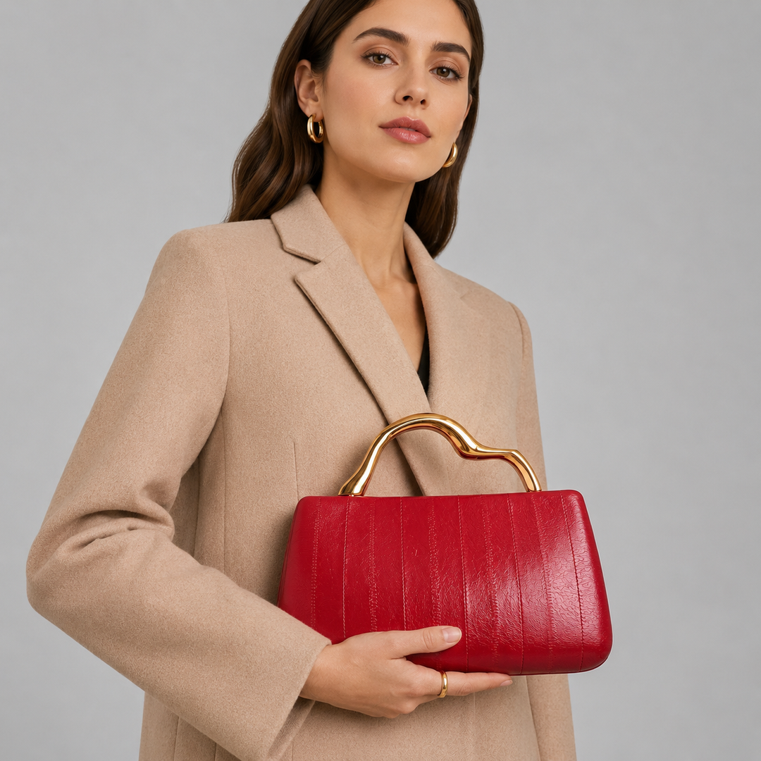 Aurora Sculpted Gold Frame Bag