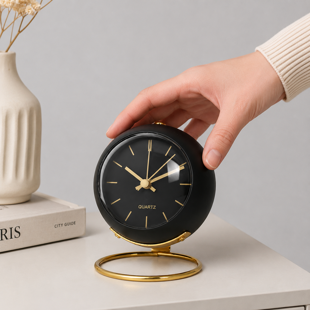 Colette Vintage Quartz Desk Clock