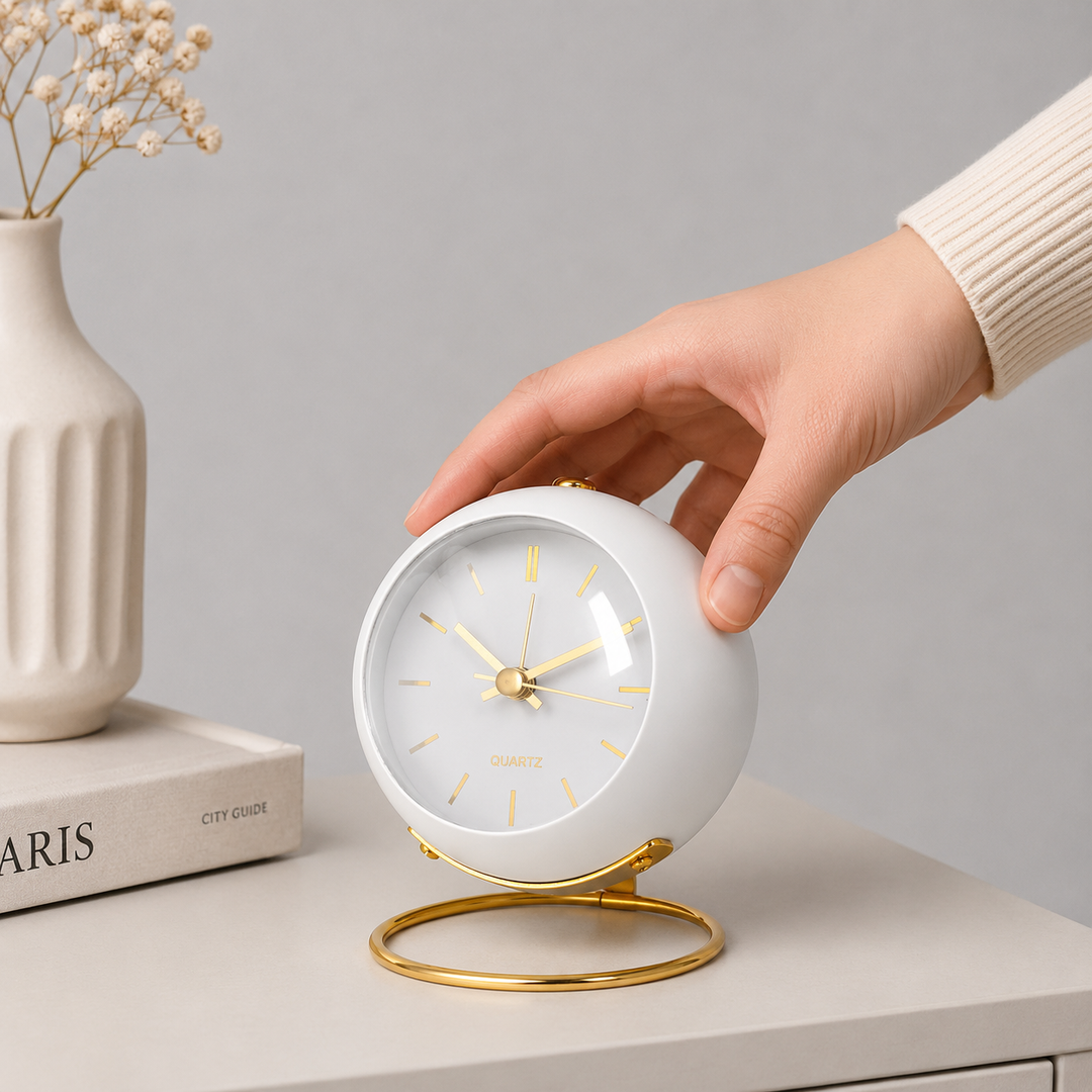 Colette Vintage Quartz Desk Clock