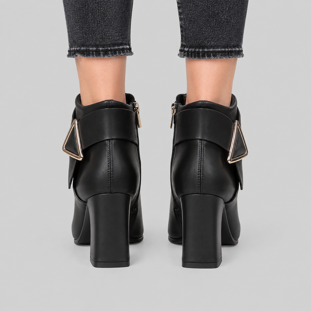 Victoria | Women&