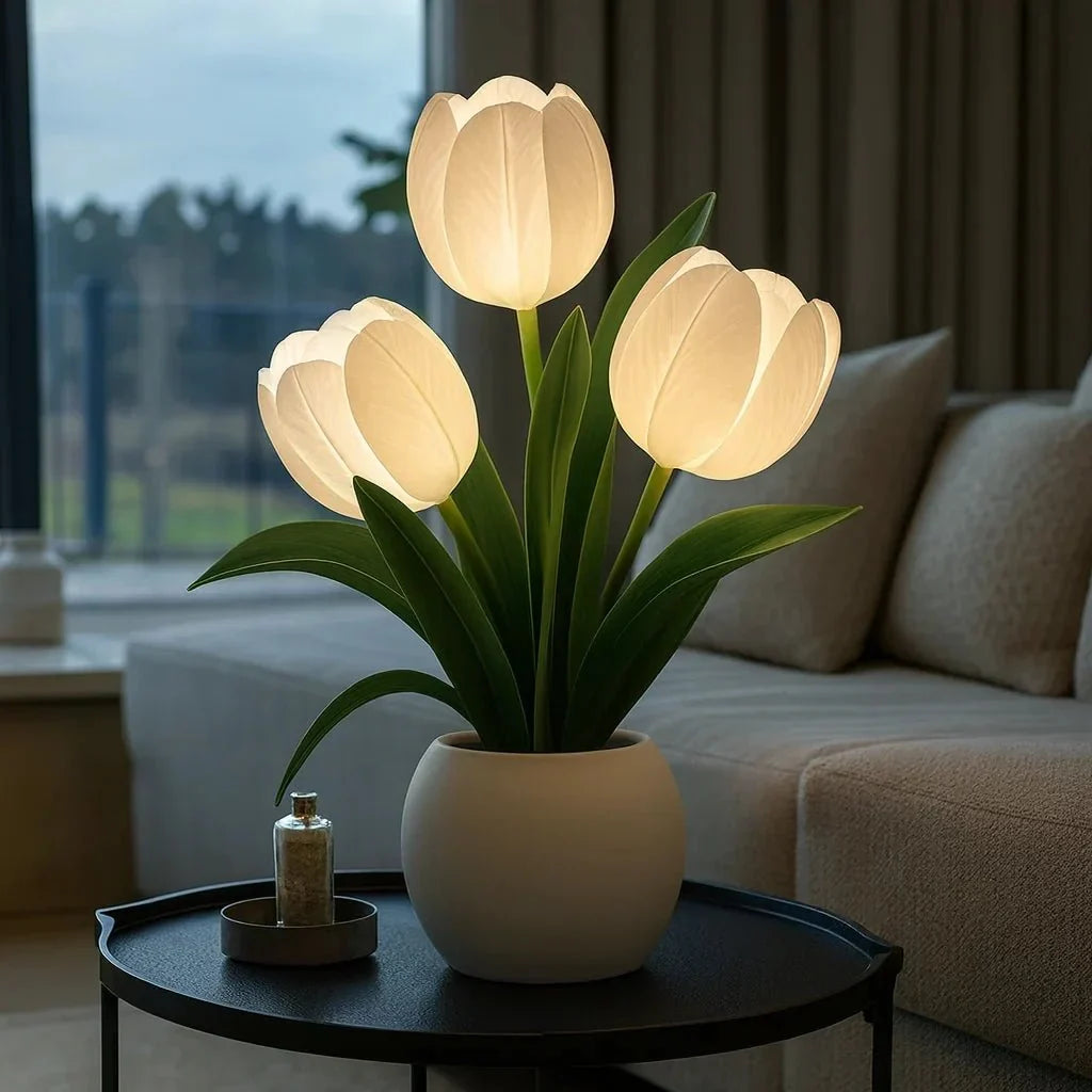 Elara | Luminous Tulip Flower Lamp