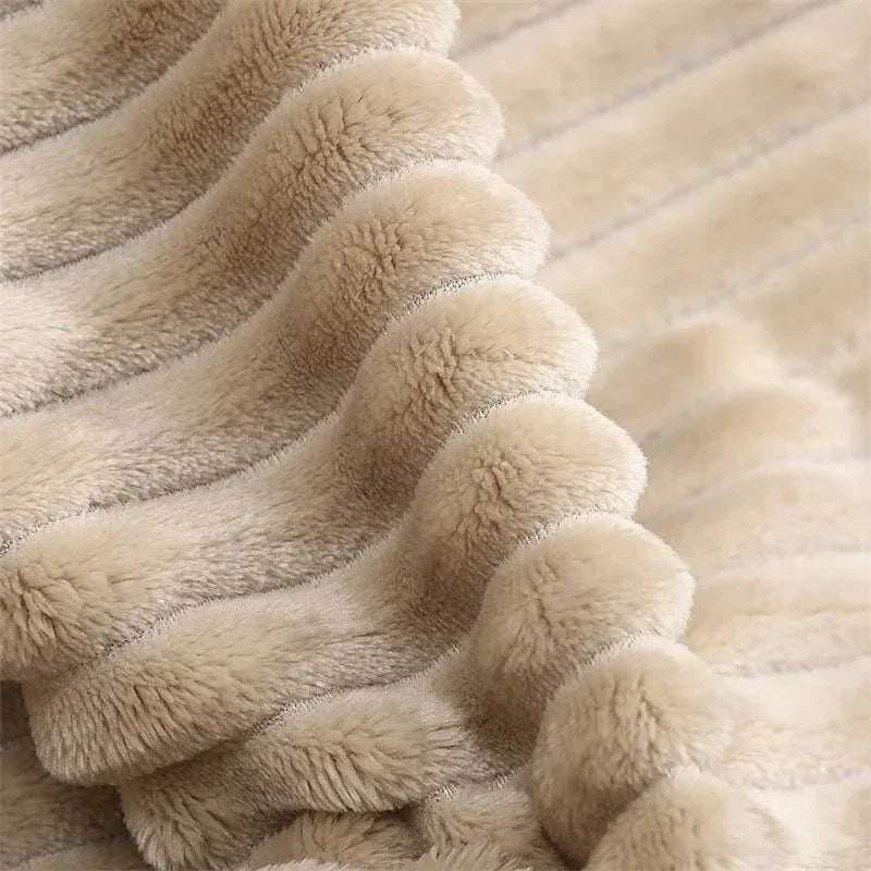 Fino | Plush Blanket with Ribbed Texture and Cozy Oversized Design