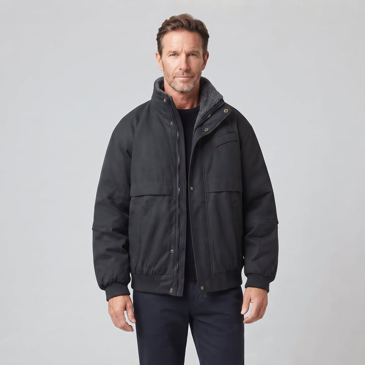 William | Men&