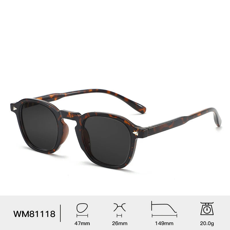 Alex | Unisex Square Sunglasses with Tinted Lenses and Classic Frame