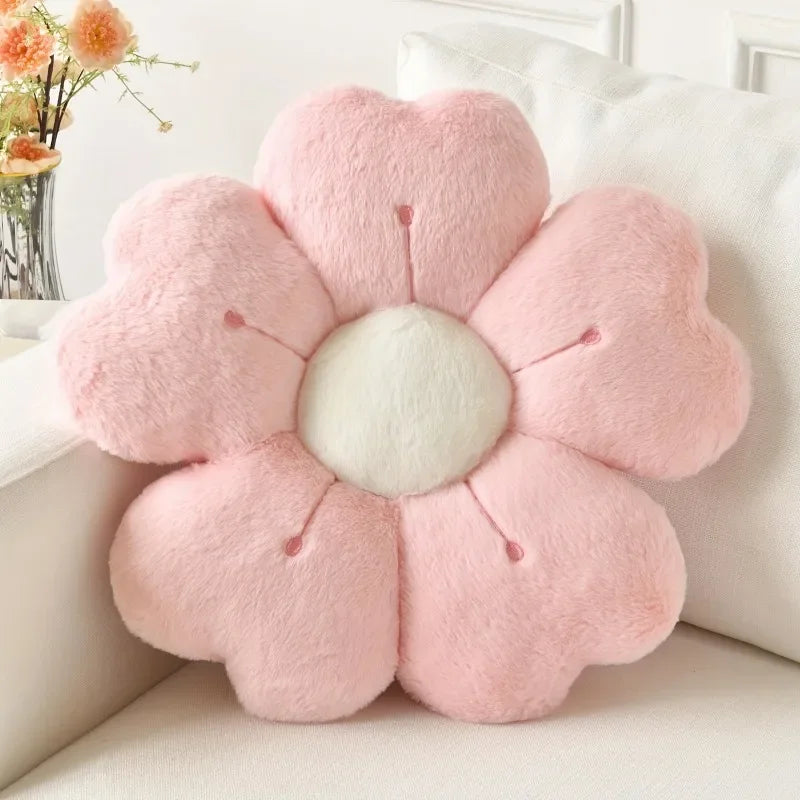 Daisy Plush Throw Pillow