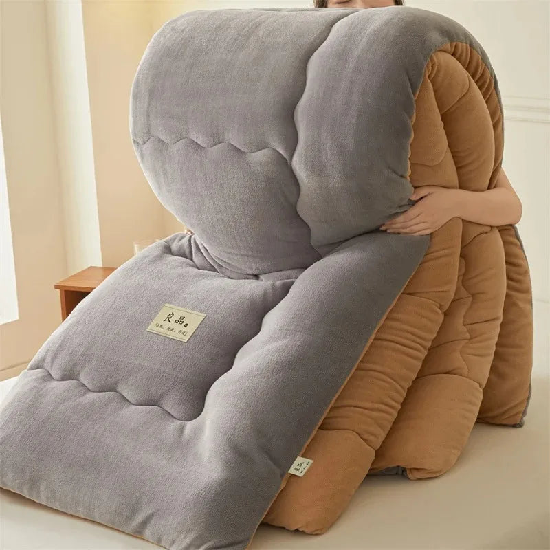 Cielo | Oversized Plush Blanket with Quilted Texture and Reversible Design
