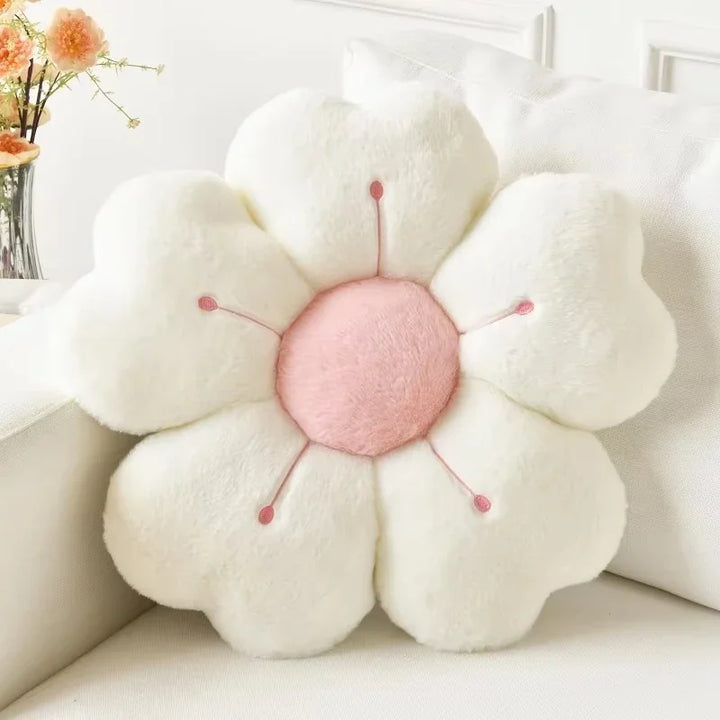 Daisy Plush Throw Pillow