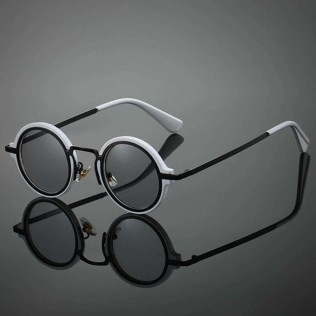 The Lucien Frames