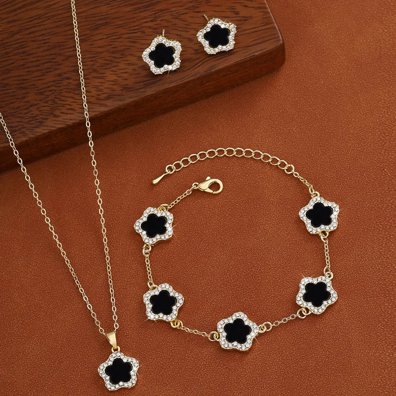 Aurelia Pendant Set