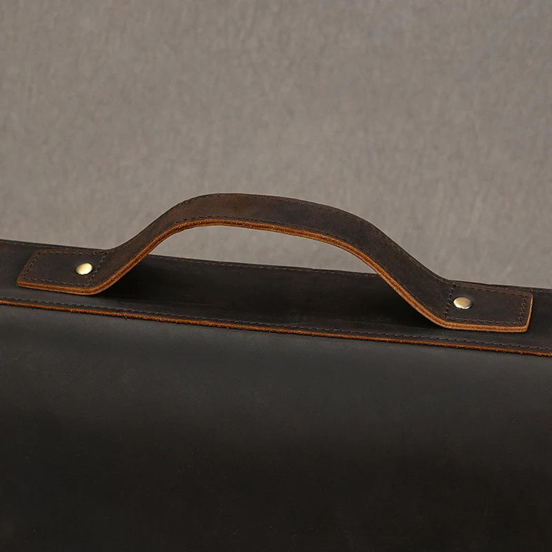 The Beckham Messenger Bag