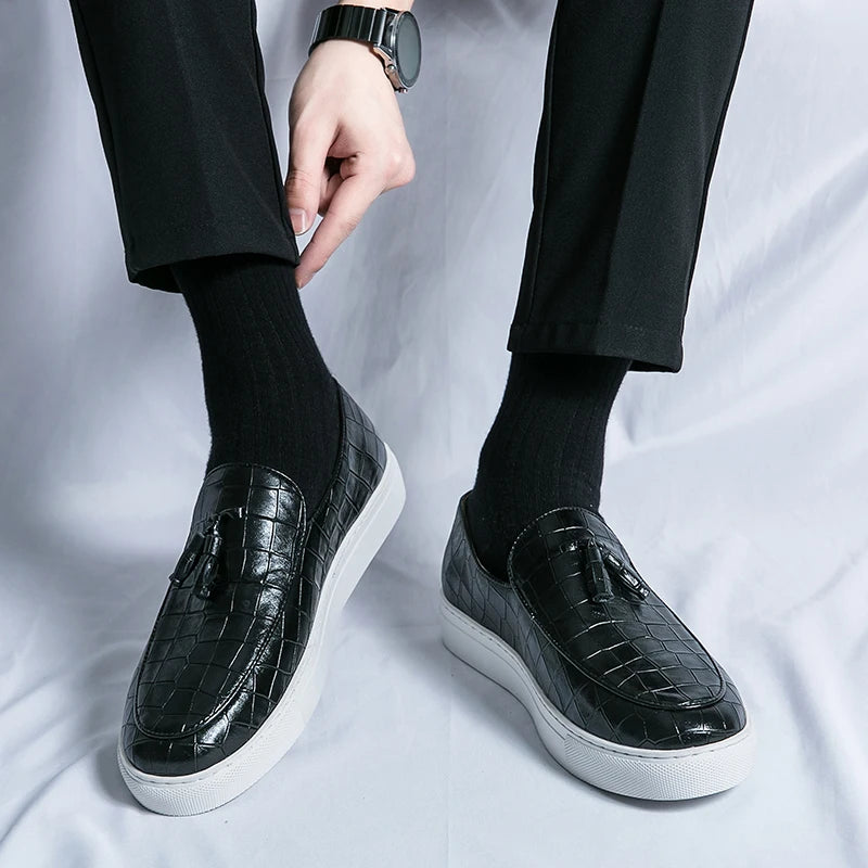 Grayson Blanc Tassel Loafers