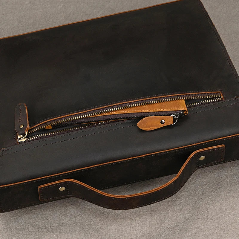 The Beckham Messenger Bag