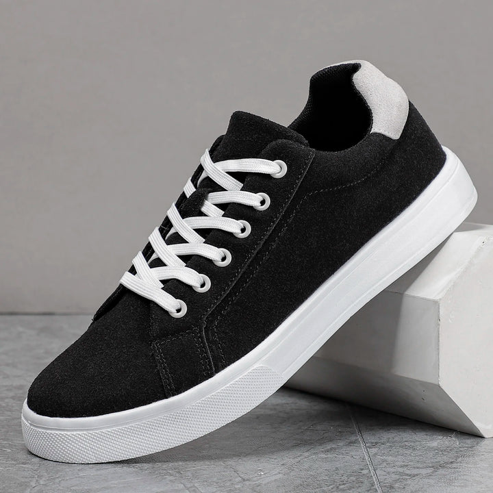 Jaxon Reid Sneakers