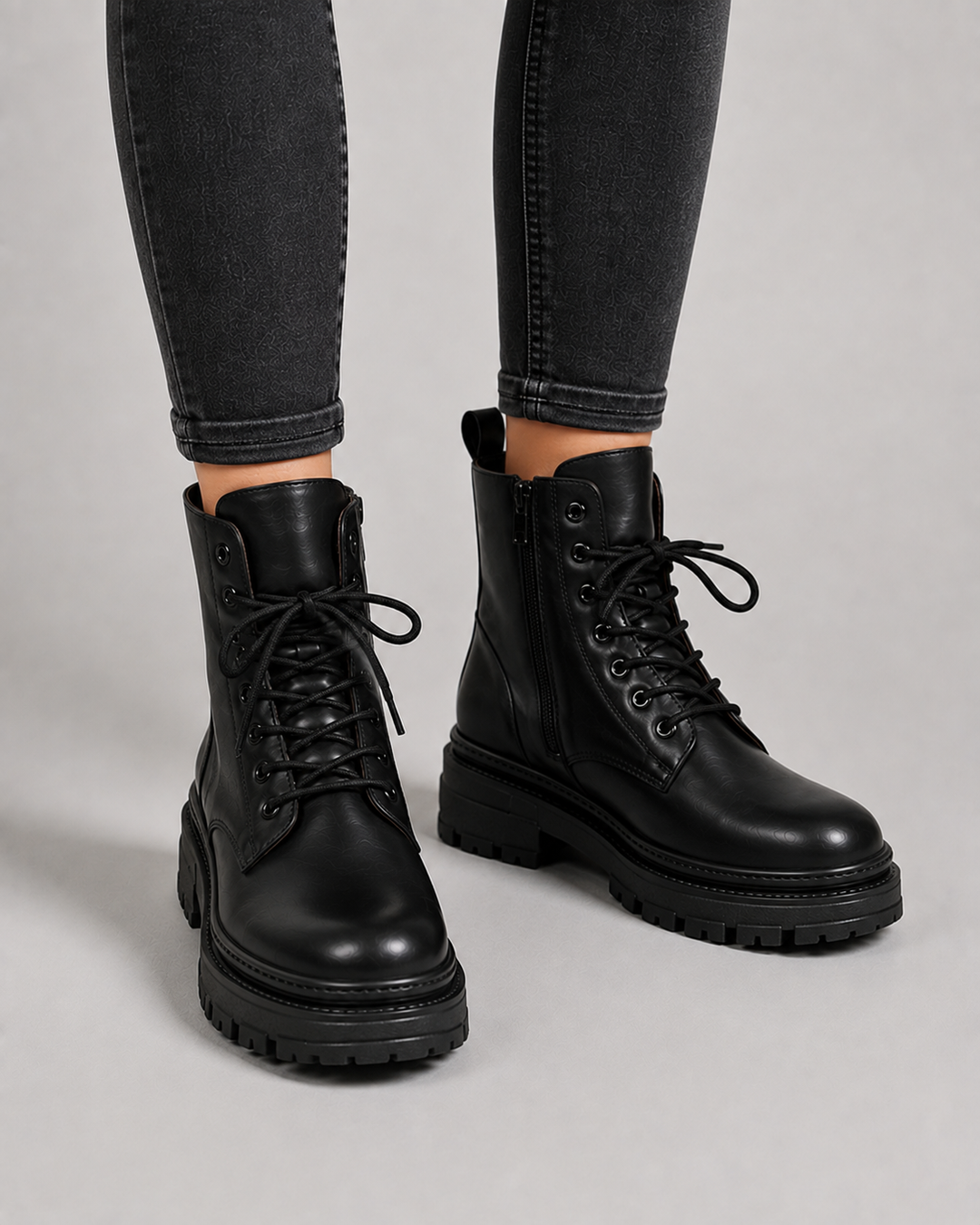 Tessa | Women&