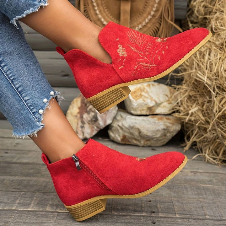Isabella | Women&