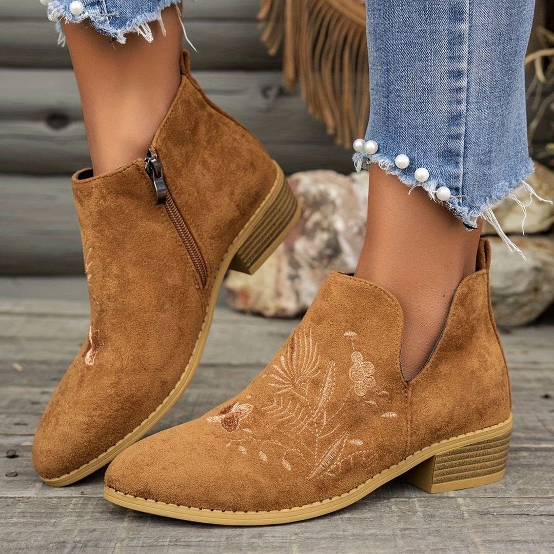 Isabella | Women&