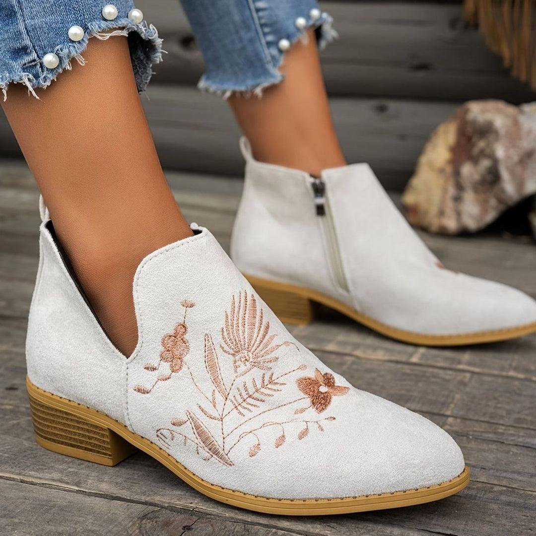 Isabella | Women&