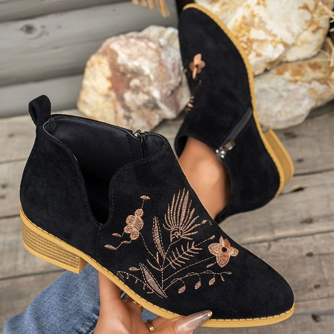 Isabella | Women&