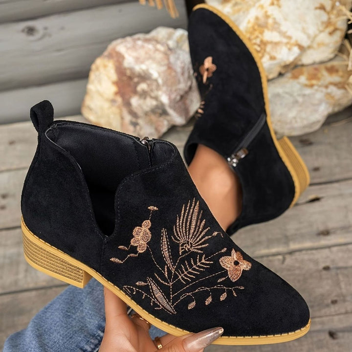 Isabella | Women&